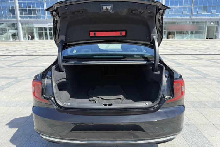 Used Volvo S90 2024 B5 Zhiyi Luxury Edition Trunk
