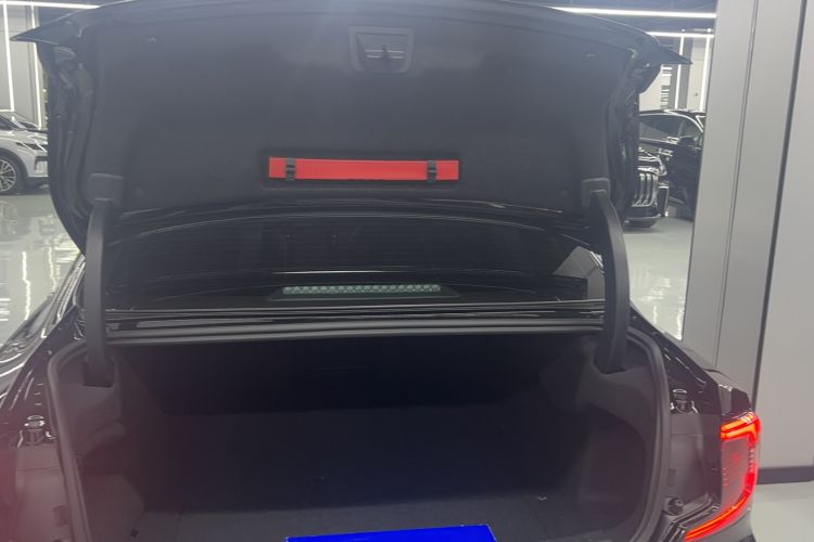 Used Volvo S90 2024 B5 Zhiyi Luxury Edition Trunk