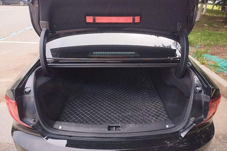 Used Volvo S90 2024 B5 Zhiyi Luxury Edition Trunk