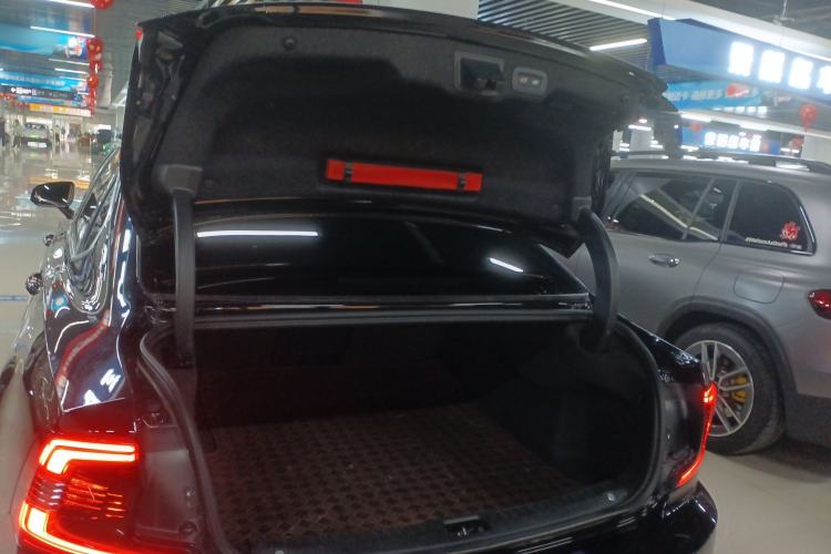 Used Volvo S90 2024 B5 Zhiyuan Luxury Edition Trunk