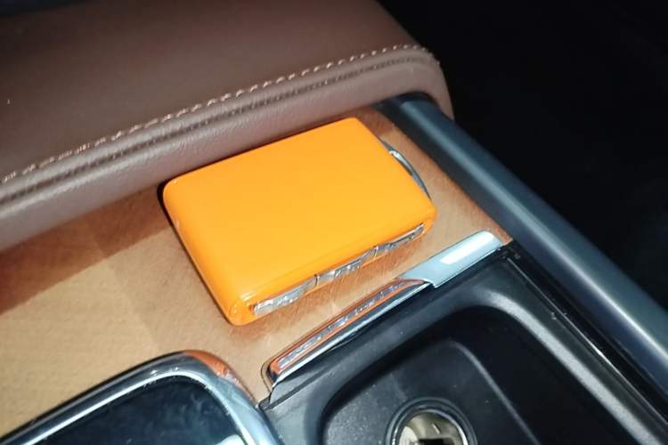 Used Volvo S90 2024 B5 Zhiyi Luxury Edition Vehicle Key