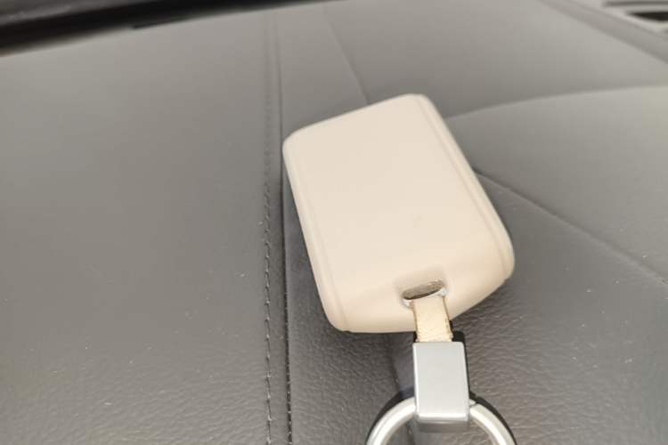 Used Volvo S90 2024 B5 Zhiyuan Luxury Edition Vehicle Key