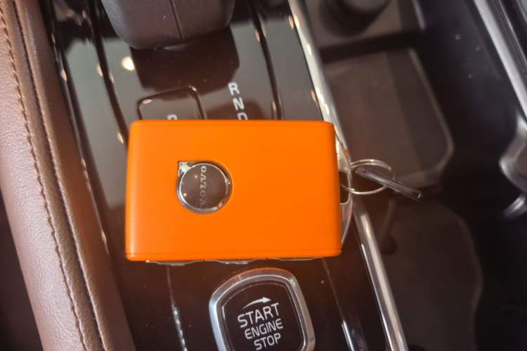 Used Volvo S90 2024 B5 Zhiyi Luxury Edition Vehicle Key