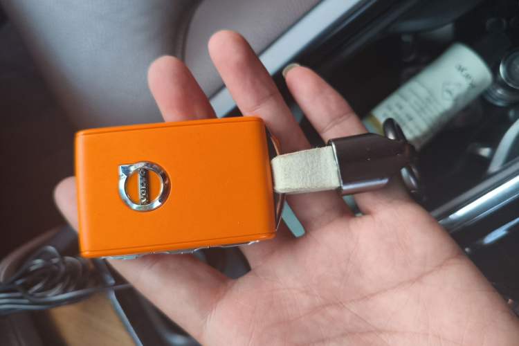 Used Volvo S90 2024 B5 Zhiyi Luxury Edition Vehicle Key