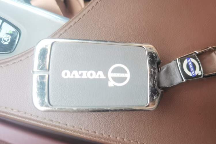 Used Volvo S90 2024 B5 Zhiyuan Luxury Edition Vehicle Key