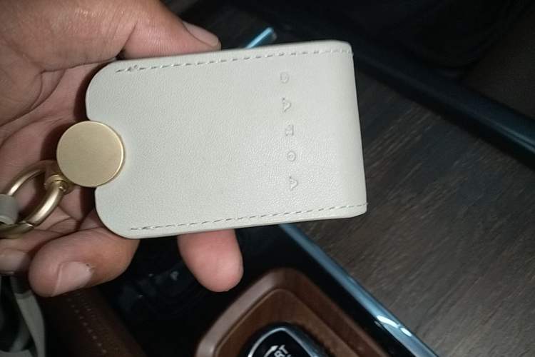 Used Volvo S90 2024 B5 Zhiyuan Luxury Edition Vehicle Key