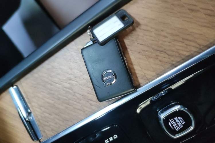 Used Volvo S90 2024 B5 Zhiyi Luxury Edition Vehicle Key