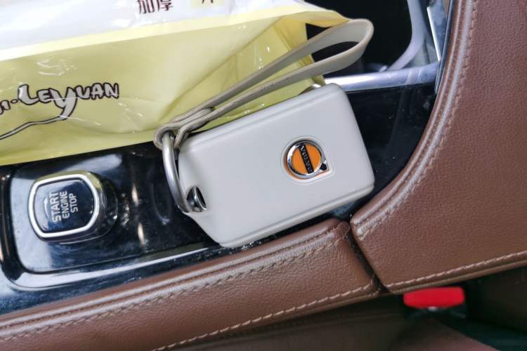 Used Volvo S90 2024 B5 Zhiyuan Luxury Edition Vehicle Key