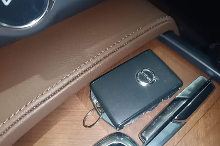 Used Volvo S90 2024 B5 Zhiyi Luxury Edition Vehicle Key