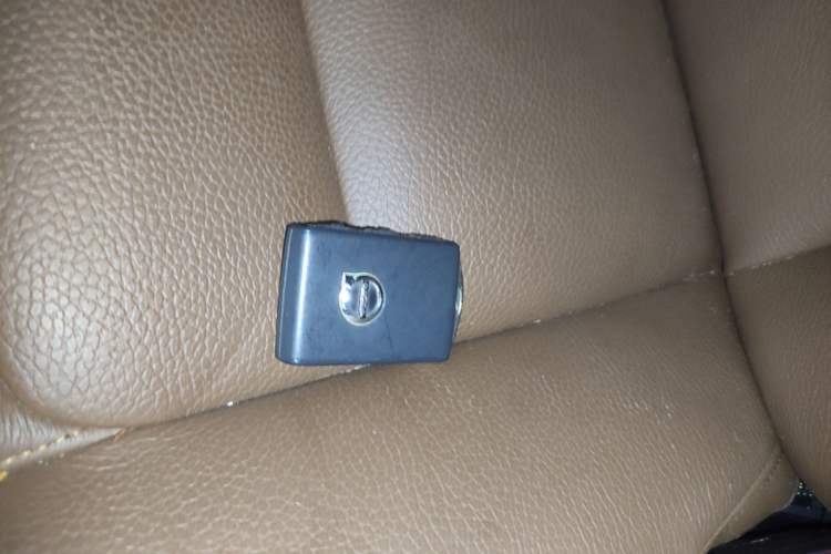 Used Volvo S90 2024 B5 Zhiyi Luxury Edition Vehicle Key