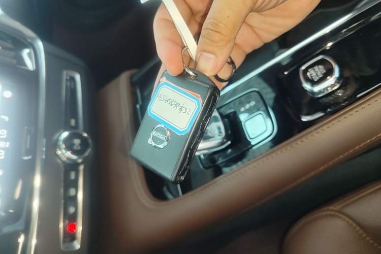 Used Volvo S90 2024 B5 Zhiyi Luxury Edition Vehicle Key
