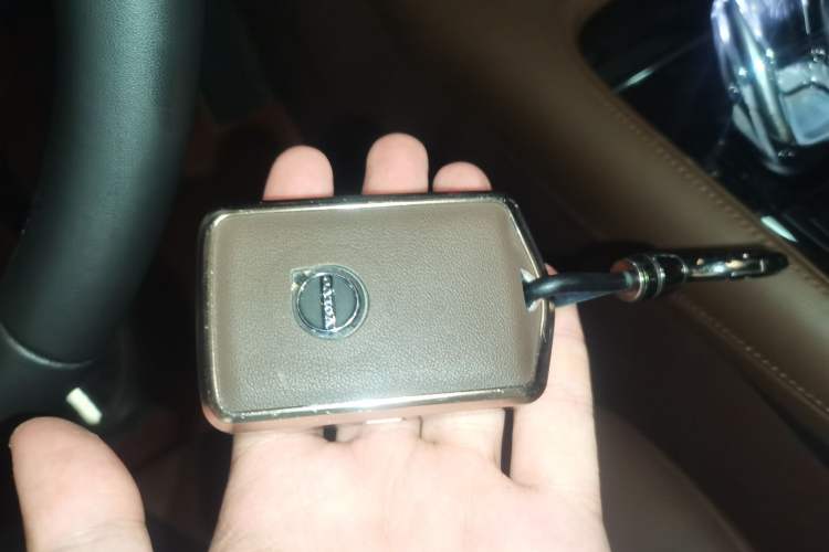 Used Volvo S90 2024 B5 Zhiyuan Luxury Edition Vehicle Key