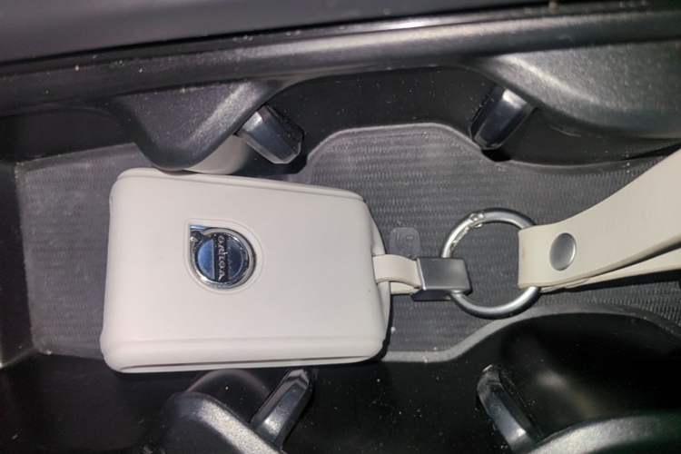 Used Volvo S90 2024 B5 Zhiyi Luxury Edition Vehicle Key
