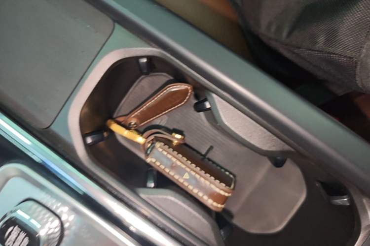 Used Volvo S90 2024 B5 Zhiyuan Luxury Edition Vehicle Key