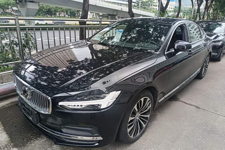 Used Volvo S90 2024 B5 Zhiyi Luxury Edition Guazi used car, China used car export, Used car for sale, Used Volvo cars, Cheapest cars for sale