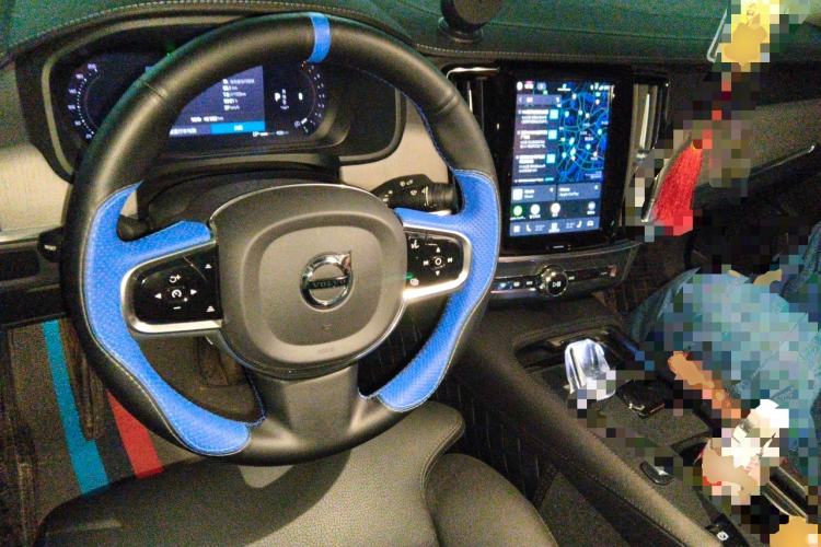 Used Volvo S90 2024 B5 Zhiyuan Luxury Edition Center Console
