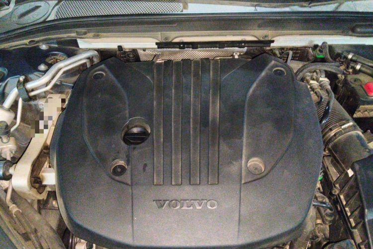 Used Volvo S90 2024 B5 Zhiyuan Luxury Edition Engine Bay
