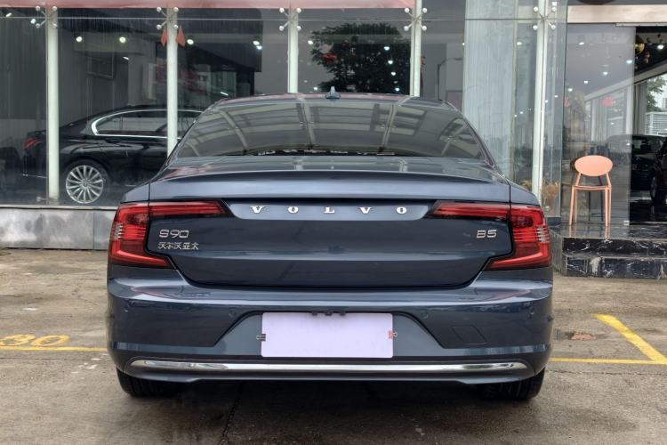 Used Volvo S90 2024 B5 Zhiyuan Luxury Edition Exterior 4