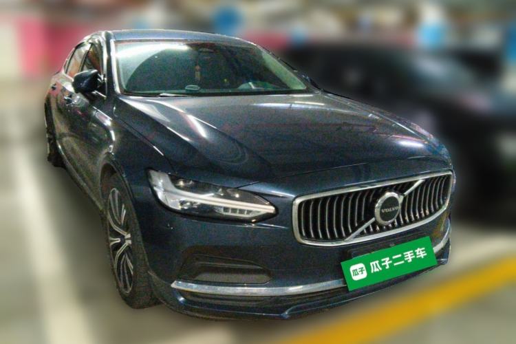 Used Volvo S90 2024 B5 Zhiyuan Luxury Edition Front Right 45 Deg