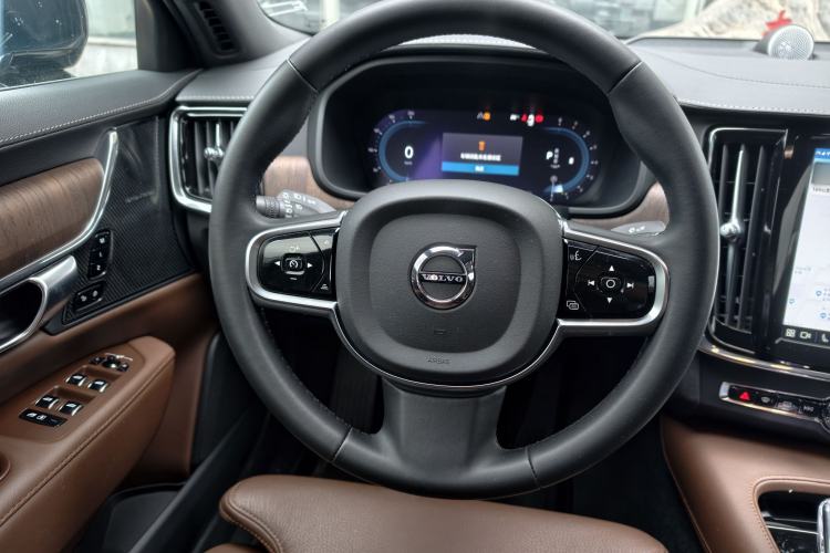 Used Volvo S90 2024 B5 Zhiyuan Luxury Edition Interior 2