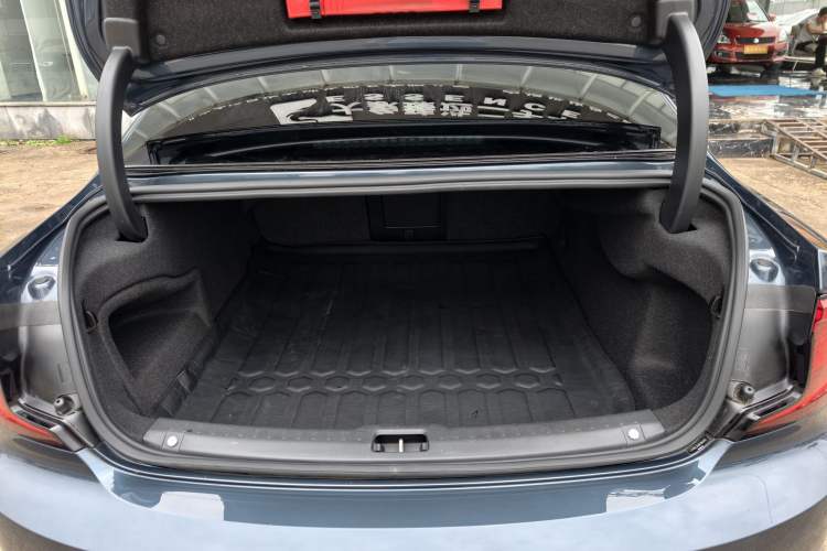 Used Volvo S90 2024 B5 Zhiyuan Luxury Edition Trunk