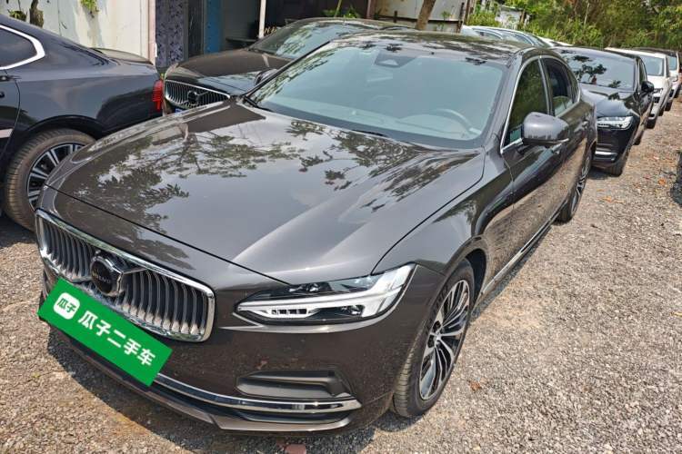 Used Volvo S90 2024 B5 Zhiyi Luxury Edition Guazi used car, China used car export, Used car for sale, Used  cars, Cheapest cars for sale
