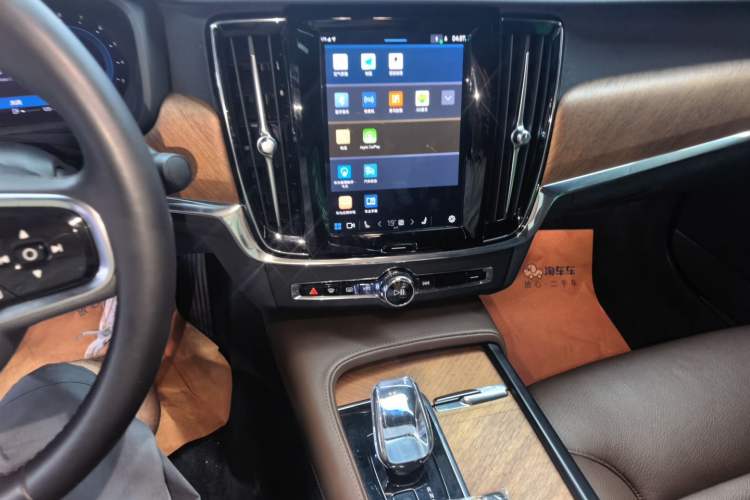 Used Volvo S90 2024 B5 Zhiyi Luxury Edition Audio And AC Panel