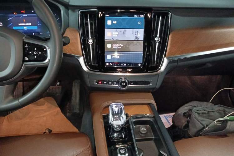Used Volvo S90 2024 B5 Zhiyi Luxury Edition Audio And AC Panel