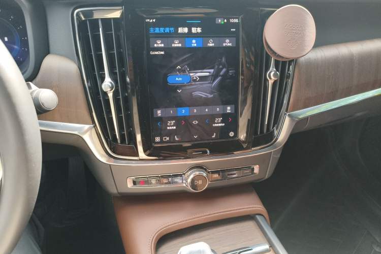Used Volvo S90 2024 B5 Zhiyuan Luxury Edition Audio And AC Panel