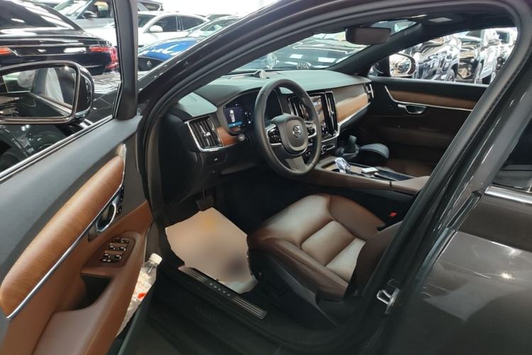 Used Volvo S90 2024 B5 Zhiyi Luxury Edition Driver Seat