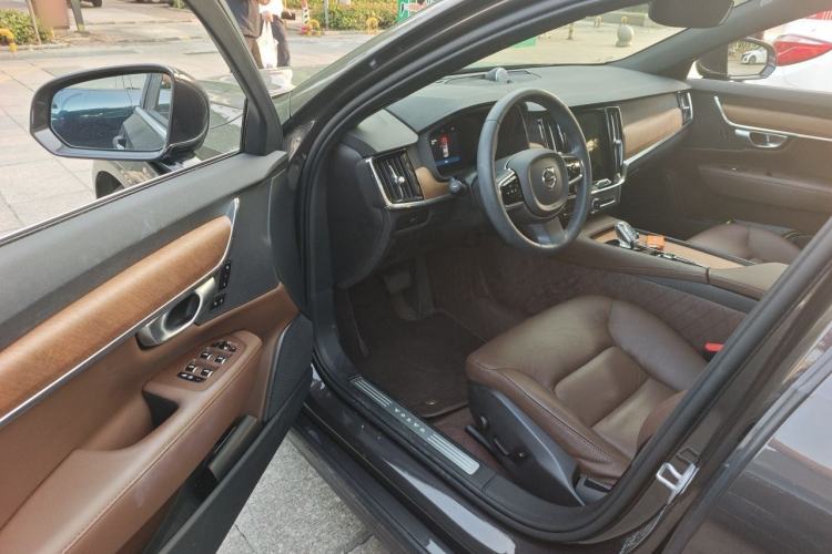 Used Volvo S90 2024 B5 Zhiyi Luxury Edition Driver Seat