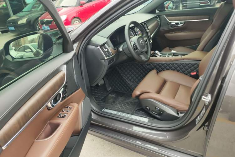 Used Volvo S90 2024 B5 Zhiyuan Luxury Edition Driver Seat