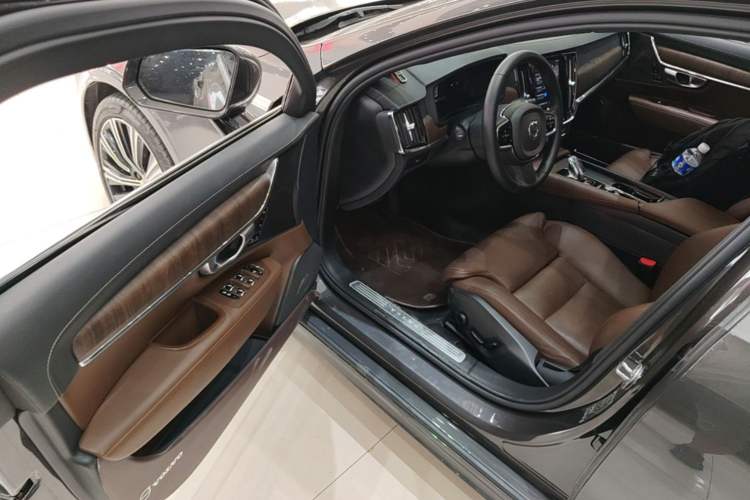 Used Volvo S90 2024 B5 Zhiyuan Luxury Edition Driver Seat