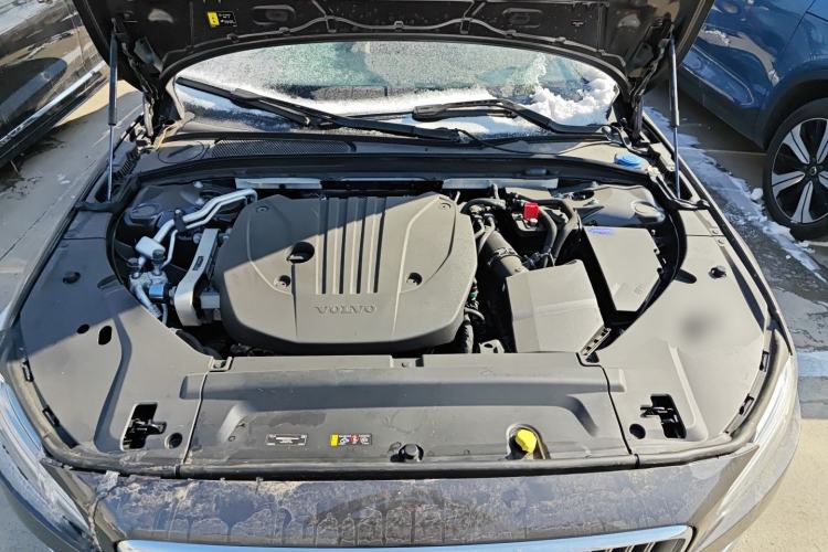 Used Volvo S90 2024 B5 Zhiyi Luxury Edition Engine Bay