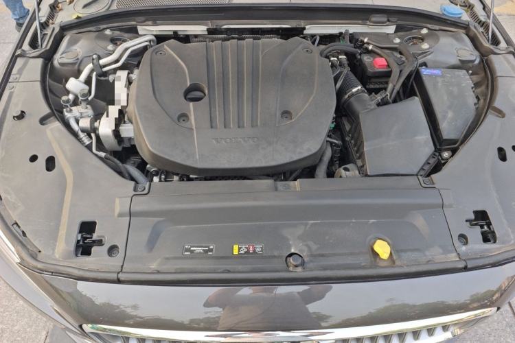 Used Volvo S90 2024 B5 Zhiyi Luxury Edition Engine Bay