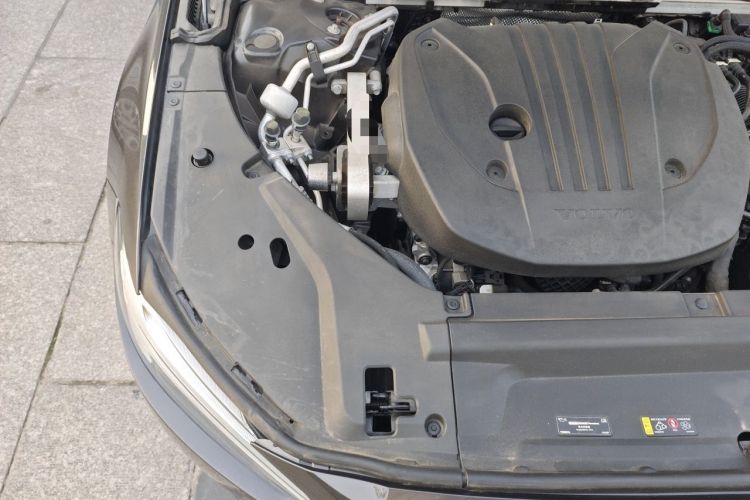 Used Volvo S90 2024 B5 Zhiyi Luxury Edition Engine Bay Right