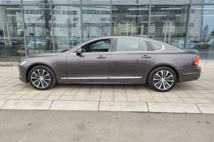 Used Volvo S90 2024 B5 Zhiyi Luxury Edition Exterior 3