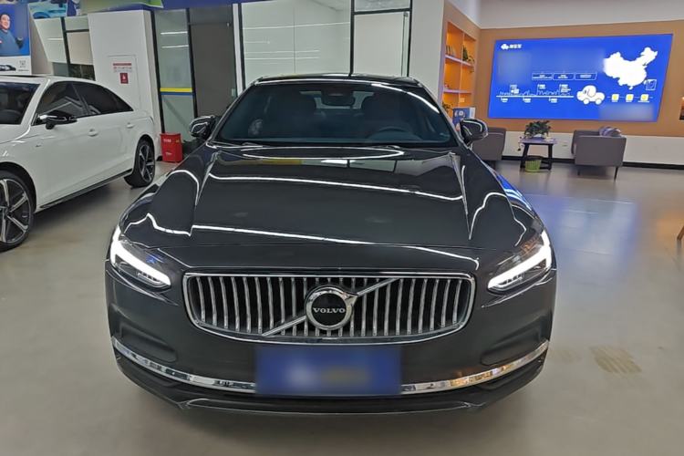 Used Volvo S90 2024 B5 Zhiyi Luxury Edition Front