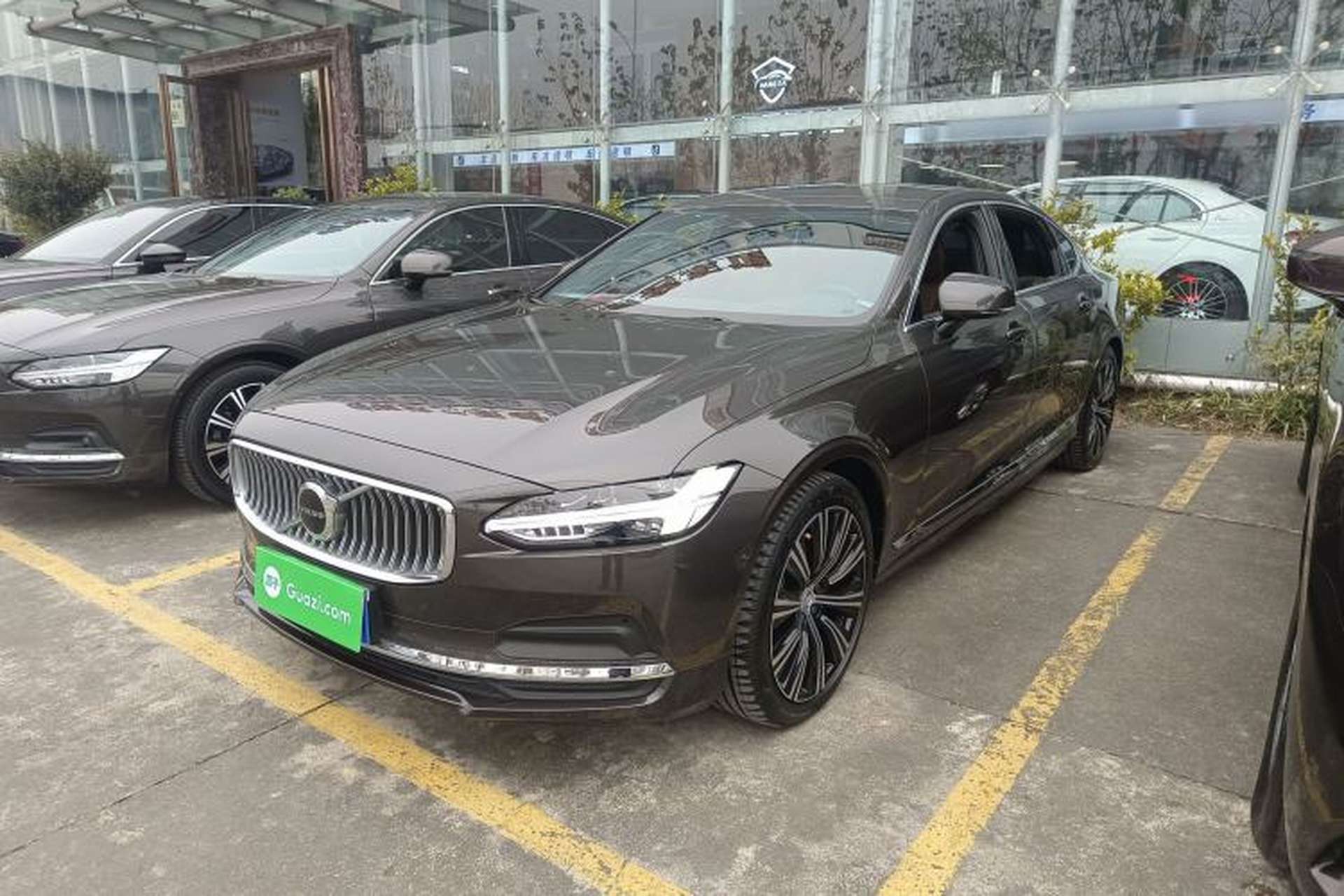 Used Volvo S90 2024 B5 Zhiyuan Luxury Edition Front Left 45 Deg