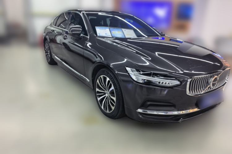 Used Volvo S90 2024 B5 Zhiyi Luxury Edition Front Right 45 Deg