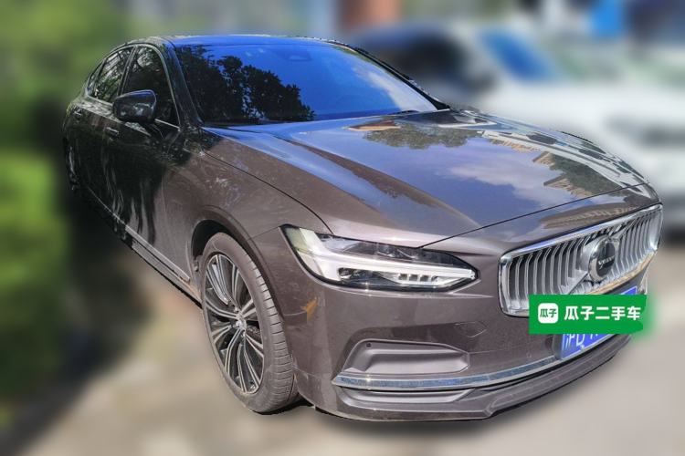 Used Volvo S90 2024 B5 Zhiyuan Luxury Edition Front Right 45 Deg