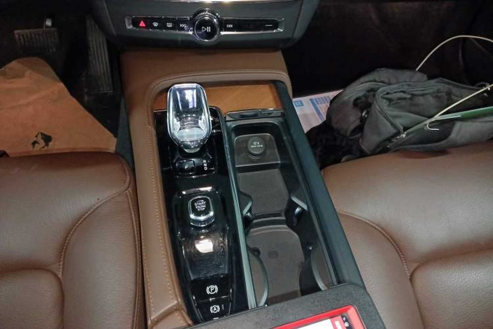 Used Volvo S90 2024 B5 Zhiyi Luxury Edition Gear Lever