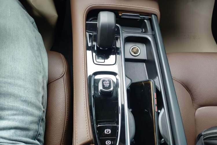 Used Volvo S90 2024 B5 Zhiyi Luxury Edition Gear Lever