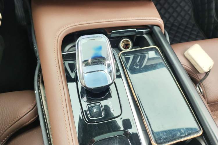 Used Volvo S90 2024 B5 Zhiyuan Luxury Edition Gear Lever