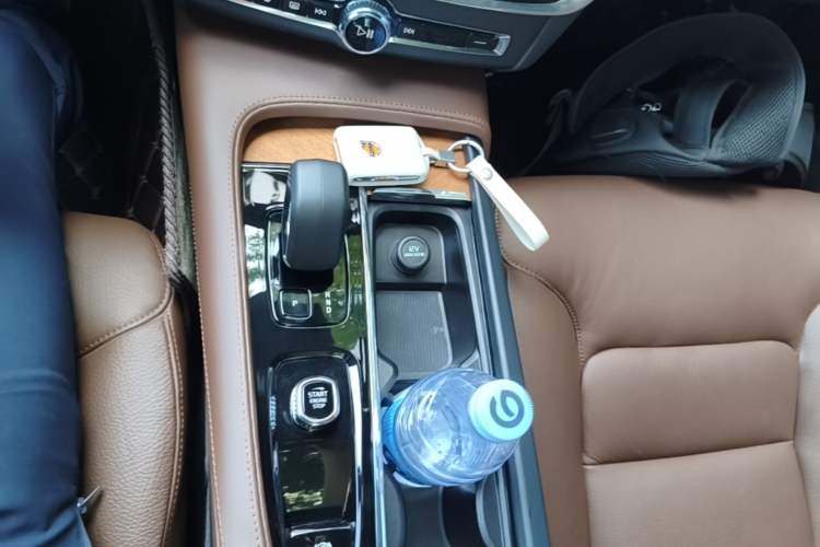 Used Volvo S90 2024 B5 Zhiyi Luxury Edition Gear Lever