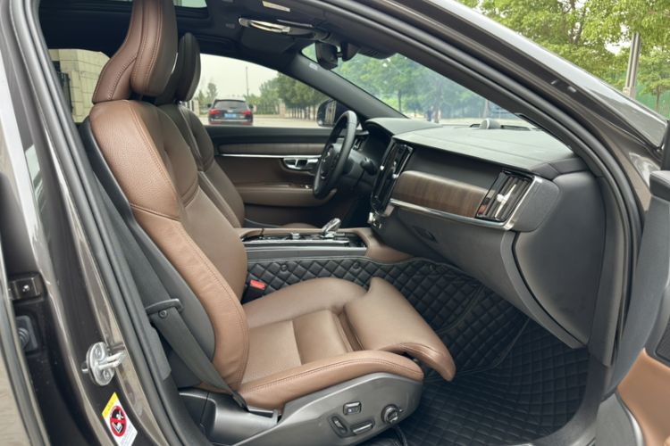 Used Volvo S90 2024 B5 Zhiyuan Luxury Edition Interior 2