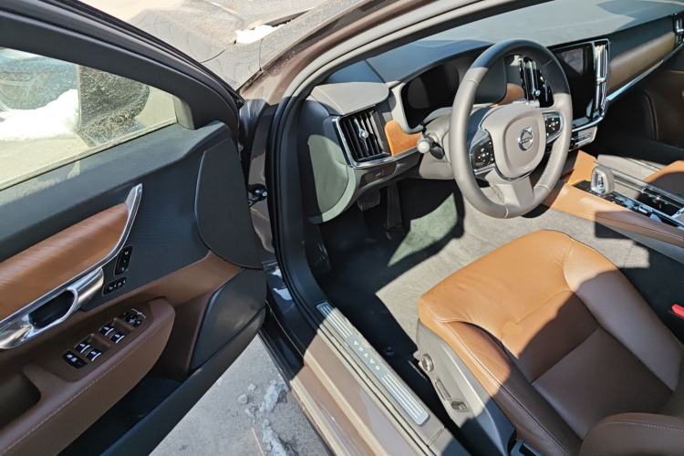 Used Volvo S90 2024 B5 Zhiyi Luxury Edition Interior 3