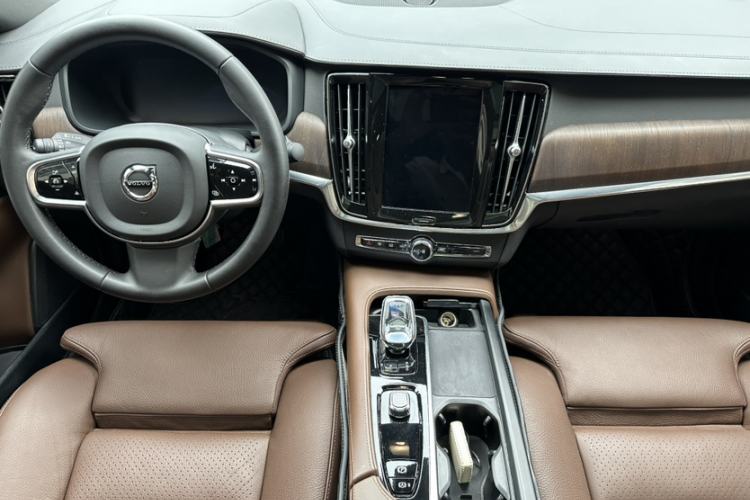 Used Volvo S90 2024 B5 Zhiyuan Luxury Edition Interior 3