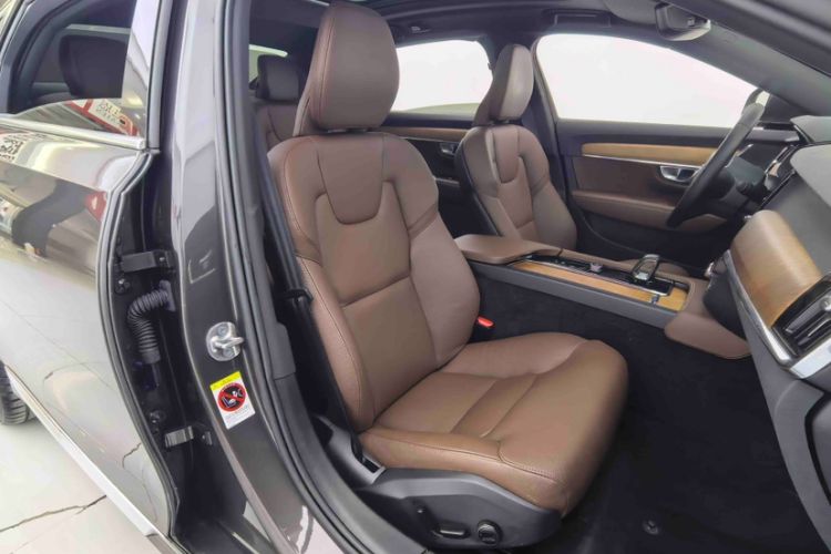 Used Volvo S90 2024 B5 Zhiyi Luxury Edition Interior 4