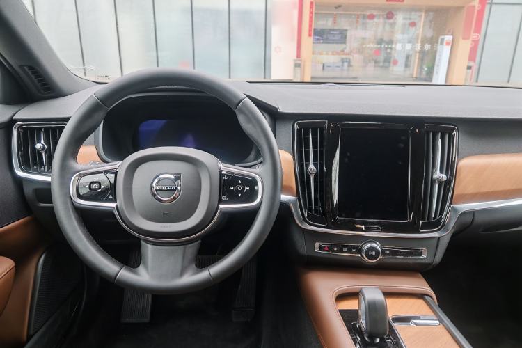 Used Volvo S90 2024 B5 Zhiyi Luxury Edition Interior 8